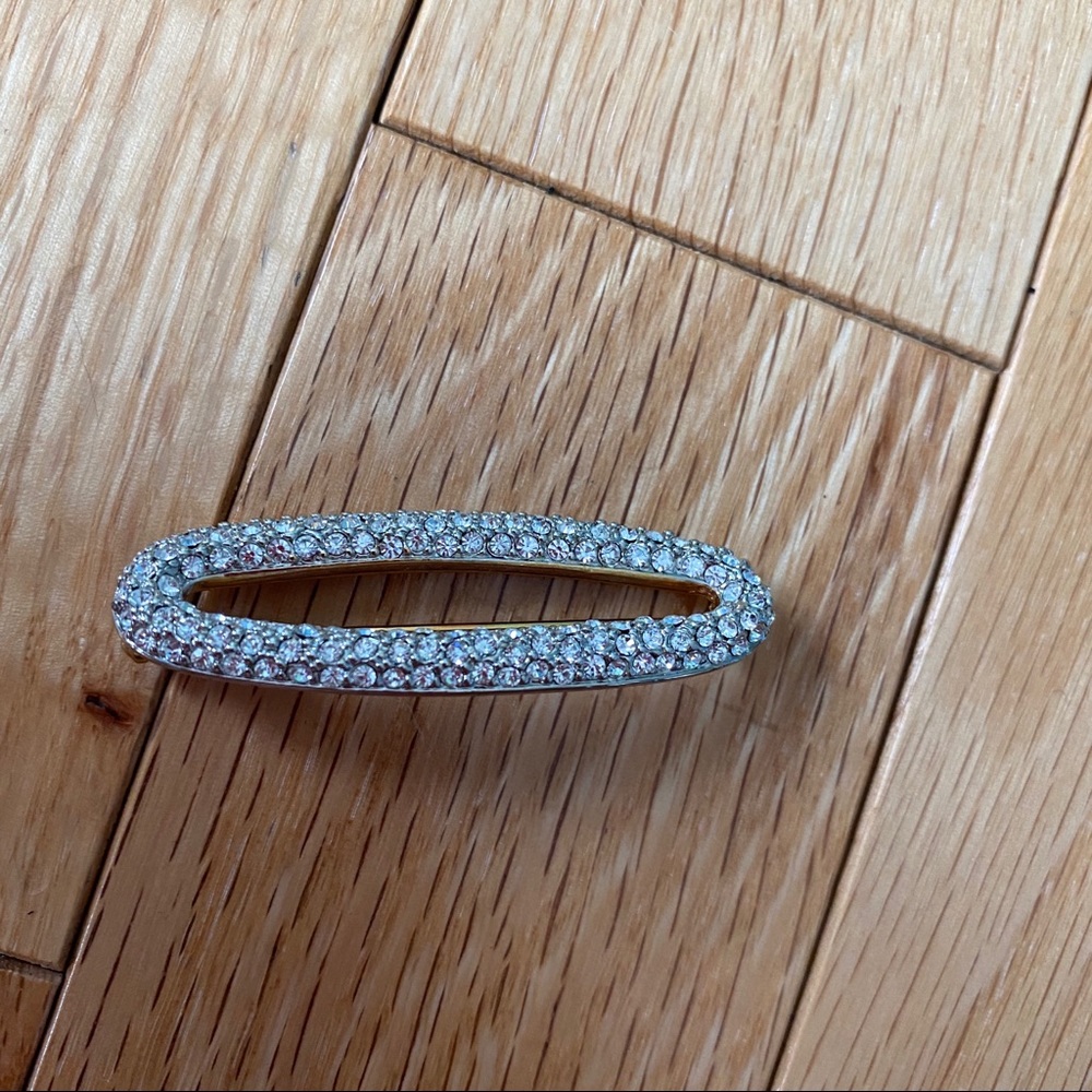 Women’s brooch